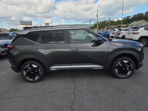 Photos of 2027 Kia Seltos S AWD for sale in Hamburg, PA at Outten Kia