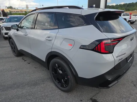 More photos of 2027 Kia Sportage Hybrid X-Line AWD at Outten Kia, PA