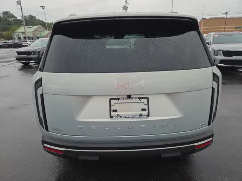 Another view of 2027 Kia Telluride S AWD for sale in Hamburg, PA at Outten Kia
