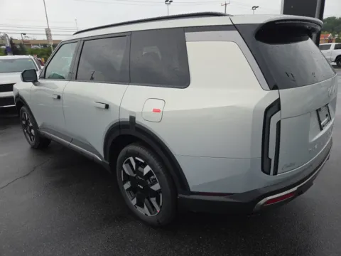 More photos of 2027 Kia Telluride S AWD at Outten Kia, PA