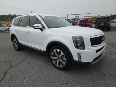 White 2022 Kia Telluride S AWD for sale in Hamburg, PA