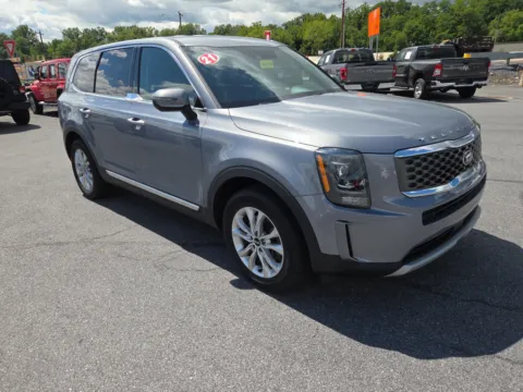 Silver 2021 Kia Telluride LX AWD for sale in Hamburg, PA