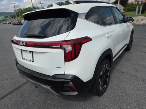 Another view of 2024 Kia Seltos SX AWD for sale in Hamburg, PA at Outten Kia