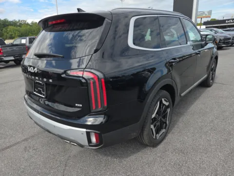 Another view of 2024 Kia Telluride EX AWD for sale in Hamburg, PA at Outten Kia
