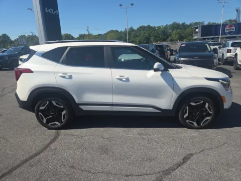Photos of 2024 Kia Seltos SX AWD for sale in Hamburg, PA at Outten Kia