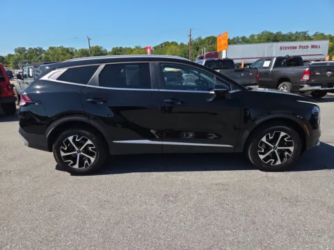 Photos of 2024 Kia Sportage EX AWD for sale in Hamburg, PA at Outten Kia