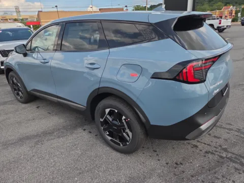 More photos of 2027 Kia Sportage Hybrid S AWD at Outten Kia, PA