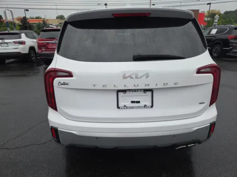 More photos of 2024 Kia Telluride S AWD at Outten Kia, PA