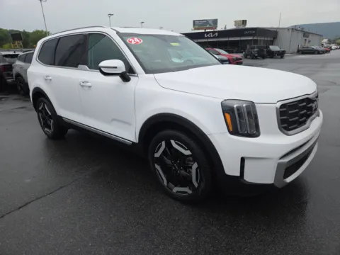 White 2024 Kia Telluride S AWD for sale in Hamburg, PA