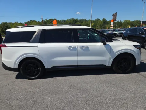 Photos of 2025 Kia Carnival SX Prestige for sale in Hamburg, PA at Outten Kia