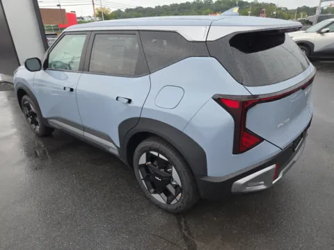 More photos of 2027 Kia Seltos S AWD at Outten Kia, PA