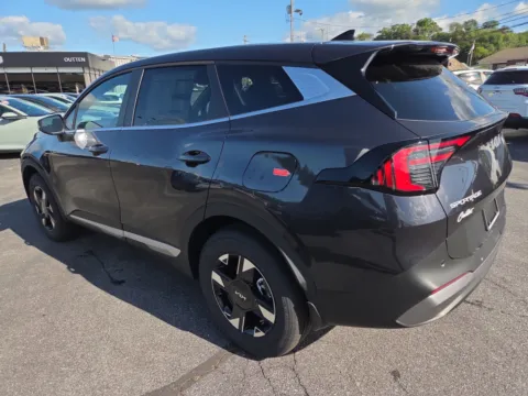 More photos of 2027 Kia Sportage LX AWD at Outten Kia, PA