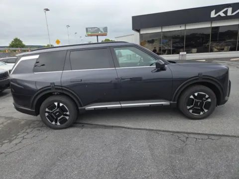 Photos of 2027 Kia Telluride Hybrid EX AWD for sale in Hamburg, PA at Outten Kia