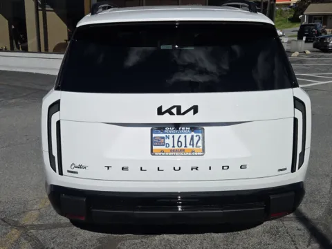 Another view of 2027 Kia Telluride EX AWD for sale in Hamburg, PA at Outten Kia