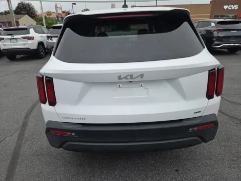 More photos of 2023 Kia Sorento LX AWD at Outten Kia, PA
