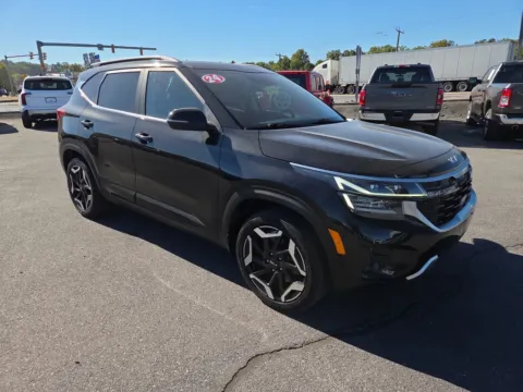 Black 2024 Kia Seltos SX AWD for sale in Hamburg, PA