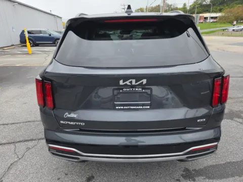 More photos of 2023 Kia Sorento SX AWD at Outten Kia, PA
