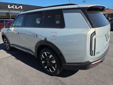 More photos of 2027 Kia Telluride S AWD at Outten Kia, PA