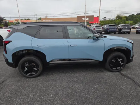 Photos of 2027 Kia Seltos X-Line S AWD for sale in Hamburg, PA at Outten Kia