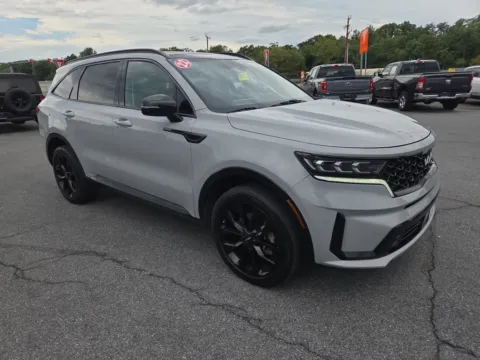 Gray 2022 Kia Sorento SX AWD for sale in Hamburg, PA