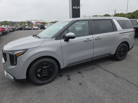 More photos of 2027 Kia Carnival LXS at Outten Kia, PA