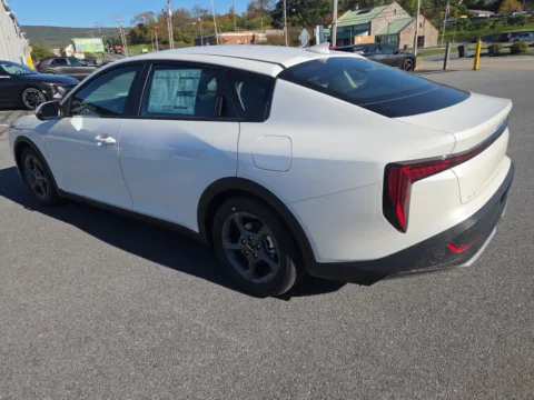 More photos of 2026 Kia K4 LXS at Outten Kia, PA