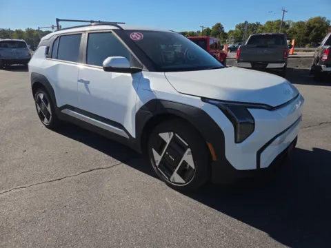 White 2027 Kia EV3 Wind for sale in Hamburg, PA