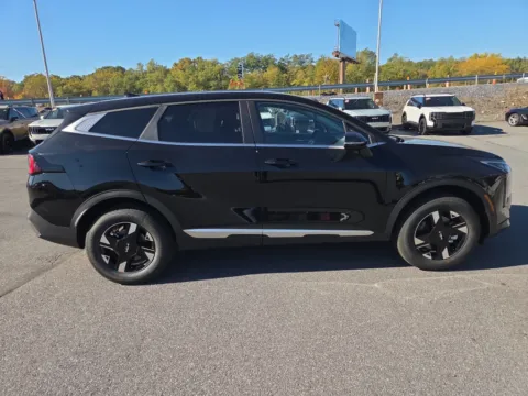 Photos of 2027 Kia Sportage LX AWD for sale in Hamburg, PA at Outten Kia