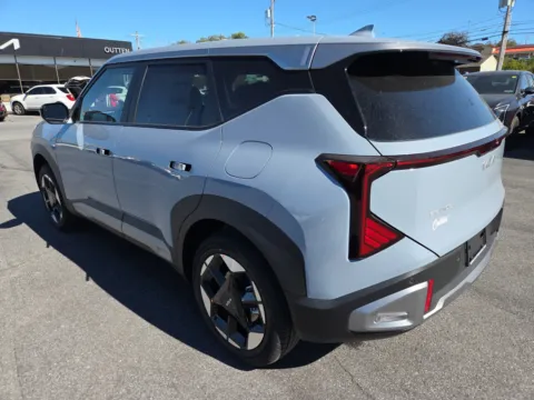 More photos of 2027 Kia Seltos S AWD at Outten Kia, PA