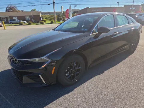More photos of 2027 Kia K5 LXS at Outten Kia, PA