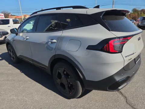 More photos of 2027 Kia Sportage Hybrid X-Line AWD at Outten Kia, PA