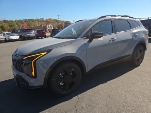 More photos of 2027 Kia Sportage Hybrid X-Line AWD at Outten Kia, PA