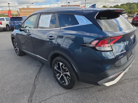 More photos of 2023 Kia Sportage Hybrid EX at Outten Kia, PA