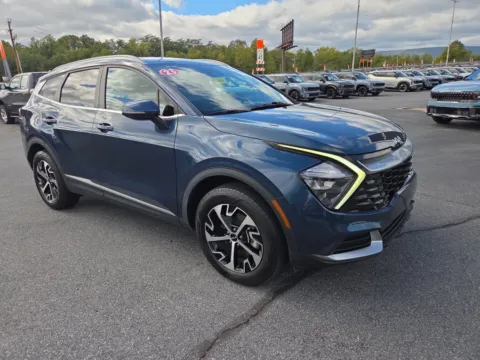 Blue 2023 Kia Sportage Hybrid EX for sale in Hamburg, PA
