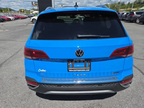 More photos of 2023 Volkswagen Taos SE at Outten Kia, PA