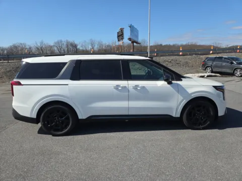Photos of 2026 Kia Carnival SX Prestige for sale in Hamburg, PA at Outten Kia