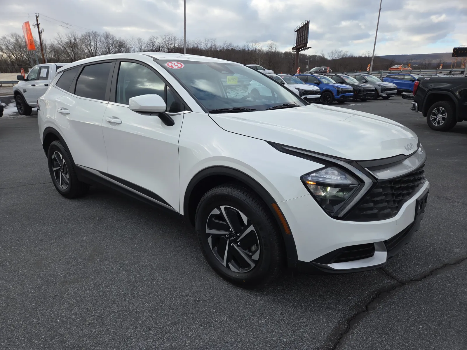 2023 Kia Sportage LX Hybrid's photo