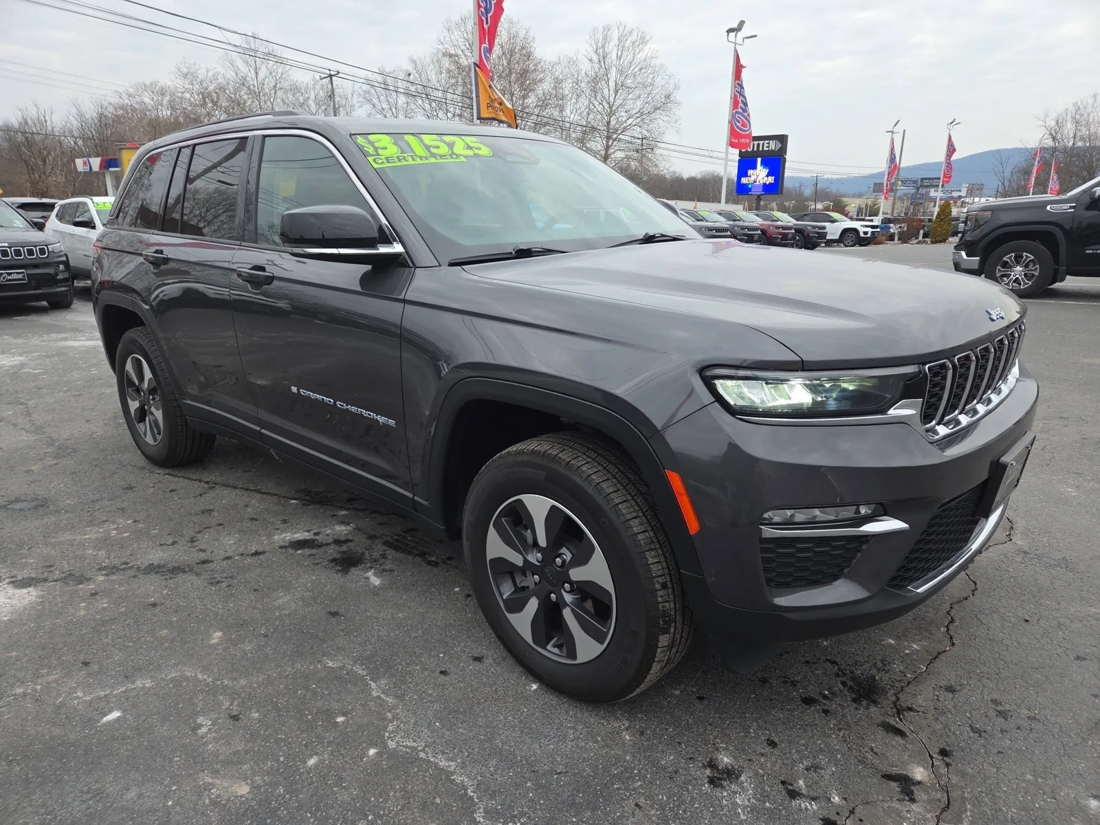 Gray 2023 Jeep Grand Cherokee 4xe for sale in Hamburg, PA