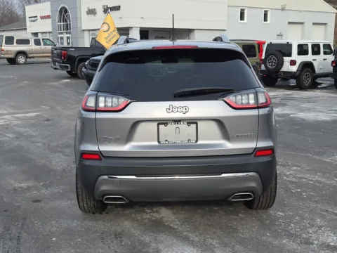 More photos of 2021 Jeep Cherokee Limited at Outten Chrysler Dodge Jeep RAM of Hamburg, PA