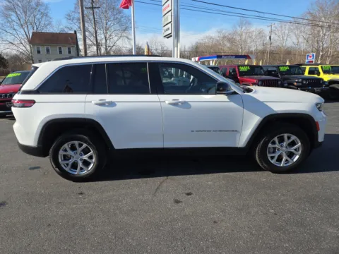 Photos of 2023 Jeep Grand Cherokee Limited for sale in Hamburg, PA at Outten Chrysler Dodge Jeep RAM of Hamburg