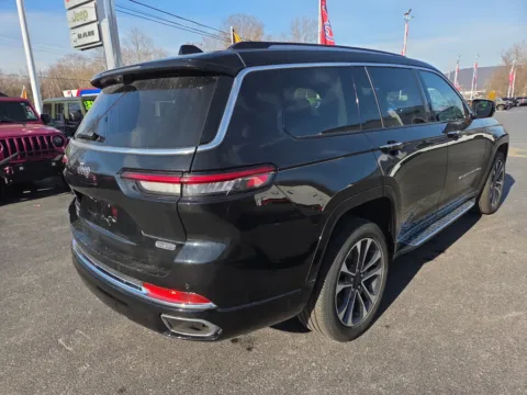 Another view of 2021 Jeep Grand Cherokee L Overland for sale in Hamburg, PA at Outten Chrysler Dodge Jeep RAM of Hamburg