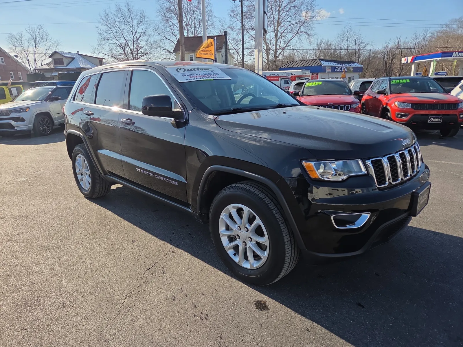 Black 2022 Jeep Grand Cherokee WK Laredo E for sale in Hamburg, PA