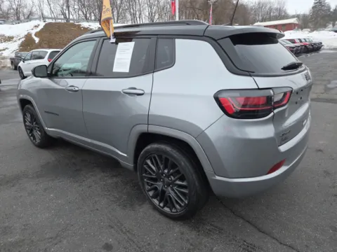 More photos of 2022 Jeep Compass High Altitude at Outten Chrysler Dodge Jeep RAM of Hamburg, PA