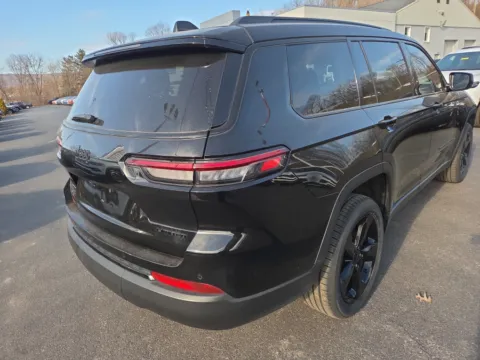 Another view of 2023 Jeep Grand Cherokee L Limited for sale in Hamburg, PA at Outten Chrysler Dodge Jeep RAM of Hamburg