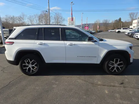 Photos of 2023 Jeep Grand Cherokee Limited for sale in Hamburg, PA at Outten Chrysler Dodge Jeep RAM of Hamburg