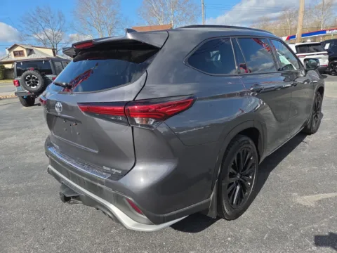 Another view of 2023 Toyota Highlander XSE for sale in Hamburg, PA at Outten Chrysler Dodge Jeep RAM of Hamburg