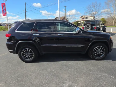 Photos of 2021 Jeep Grand Cherokee Limited for sale in Hamburg, PA at Outten Chrysler Dodge Jeep RAM of Hamburg