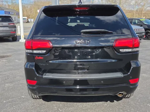More photos of 2022 Jeep Grand Cherokee WK Laredo X at Outten Chrysler Dodge Jeep RAM of Hamburg, PA