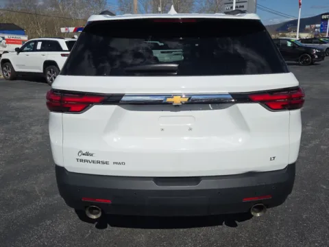 More photos of 2023 Chevrolet Traverse LT Cloth at Outten Chrysler Dodge Jeep RAM of Hamburg, PA