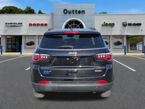 More photos of 2022 Jeep Compass Latitude Lux at Outten Chrysler Dodge Jeep RAM of Hamburg, PA
